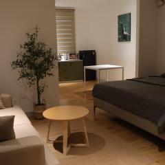 GIA Hotel & Serviced Apartment