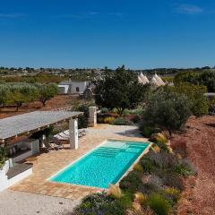 TD Trulli Perla Bianca Trulli with Pool & Vineyard