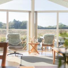 Sommerhus Med Udsigt Til Solnedgang Ved Hvidbjerg