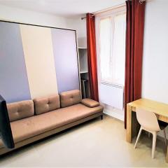 Studio Charmant et Cosy Proche Paris et Bourget Ideal pour Couples et professionnels moins 15 pourcebt séjour longue durée