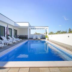 Holiday Home Villa Lea by Interhome