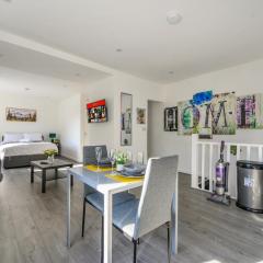 11F2 Captivating & luxurious Stay