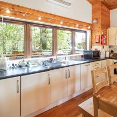 Ash Lodge - Hw7442