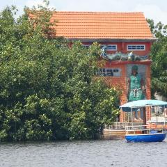 PARADISE ISLAND - Ouidah