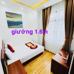 Sapphire HOTEL HUE