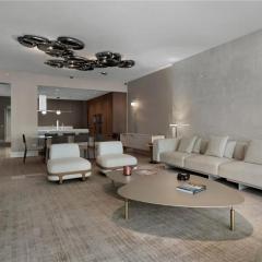 Upscale Sunny Isles Condo With Balcony