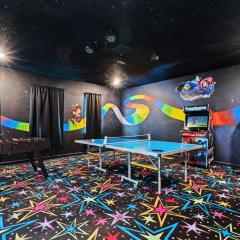Great 8 br villa w games theater pool by Disney