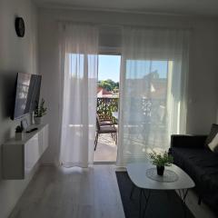 Monami - Apartman Simona