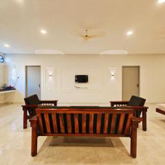 HOMESTAY NEAR AlRPORT - 3BHK , 1 BHK AND STUDIO