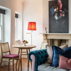 Berkeley Suites, Suite 4