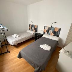 PUSHE Bedroom Granada Estacion Business & Art 1