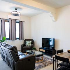 Modern 2 Bed Room Suite in Art District