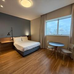 Apto Studio novo, a passos da Praia com lazer completo