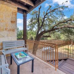 5 Mi to Lake Travis Pet-Friendly Home with Yard!