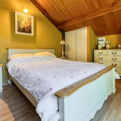 Awesome Home In Molières-Sur-Ceze