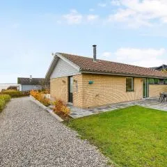 4 Bedroom Pet Friendly Home In Ebeltoft