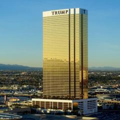 5 Star Trump Hotel Las Vegas Studio Strip Views 2803