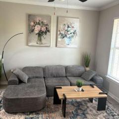 Serene 1BR Magnolia Retreat Relax & Explore