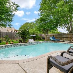 5 Bedrooms with Pool