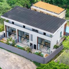 Elourea Townhouse 2BR Villas by Balangan Beach