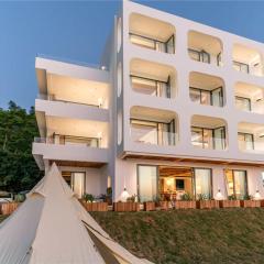 Miyue · ShenZhen Monemvasia Sea View Resort