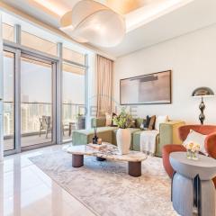 Breathtaking Burj Khalifa Views from a High-Floor 3BR with an Assistant Room, Just Minutes from Dubai Mall and Downtown Attractions, Imperial Avenue, Downtown Dubai by Deluxe Holiday Homes