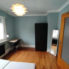 private Zimmer im Serviced Apartment - mit wöchentlicher Reinigung