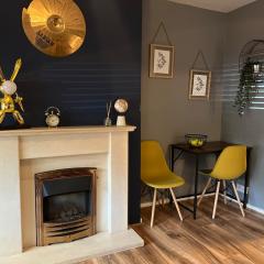 1 Bed Apartment- Walton on Thames, Surrey