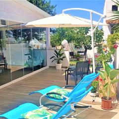 HOUSE "Il GIARDINO DI MALU'" A 150 MT DAL MARE DEL SALENTO