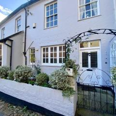 17th century Coach House - Pet & Family Friendly