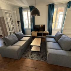 Appartement Ancien - 4 chambres - Centre ville Poitiers