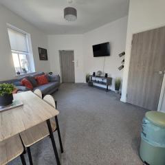 Hunters House Flat 4 Sleeps 2 long stay Free Wi-Fi