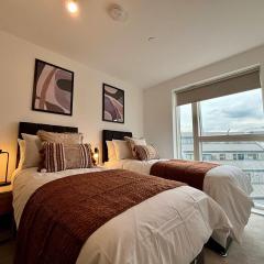 Luxury 2 bed Apt Near Ascot & Windsor