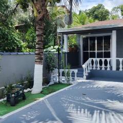 Encanto Paraty - casa aconchegante com acesso ao rio