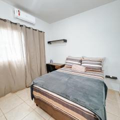 Apto Térreo Ótima localização Com AC