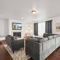 Spacious SIX Bedroom, Great Location