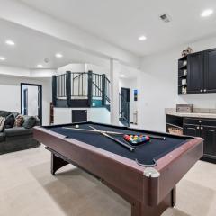 Summit on Dakota Luxe Arrowhead Retreat