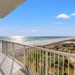 Beachfront Luxury 2Bd 2Ba Condo with Balcony! Sleeps 6!