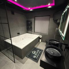 SK Stays Modern Luxury Home With Jacuzzi Bath & Cinema Room