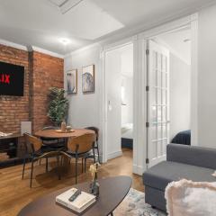 Contemporary NYC Flat Walk Everywhere