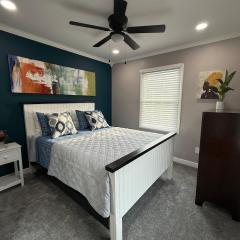 Cozy Condo Near Portsmouth Naval