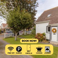 Charming 2-Bedroom Escape in Worthing