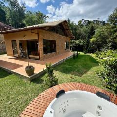 Casa com Jacuzzi e Área Gourmet em Mury