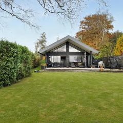 3 Bedroom Stunning Home In Sunds