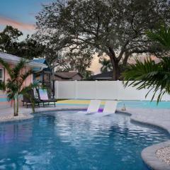 Pool Putting Green Outdoor Oasis 3Mi to Beach