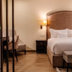 Chirani Signature Hotel