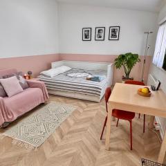 Studio indépendant à Roissy-en-France avec terrasse, proche Aéroport CDG