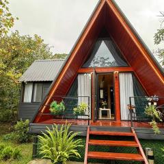 Romantic Villa 2BR by the Sea