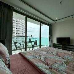 Wong Amat Tower Condominium 1305