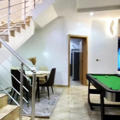 Perfect Dem and Tom Homes